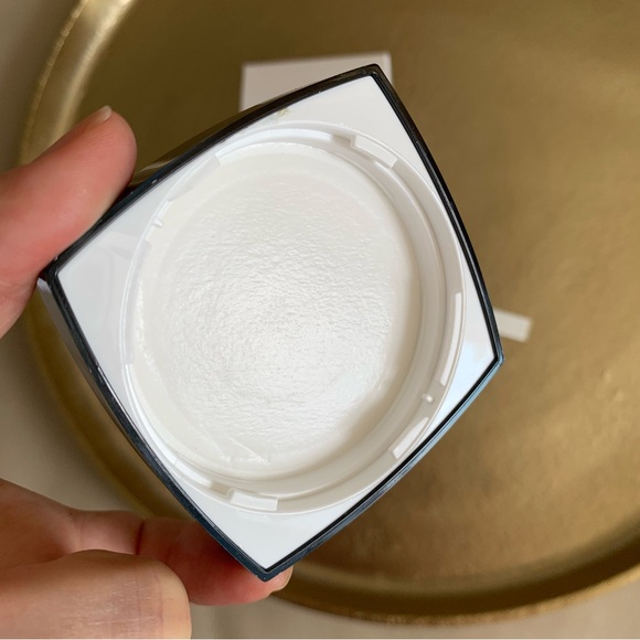 Empty jar of CHANEL Hydra Beauty Micro Crème  50g / 1.7oz comes w box excellent - Picture 6 of 11